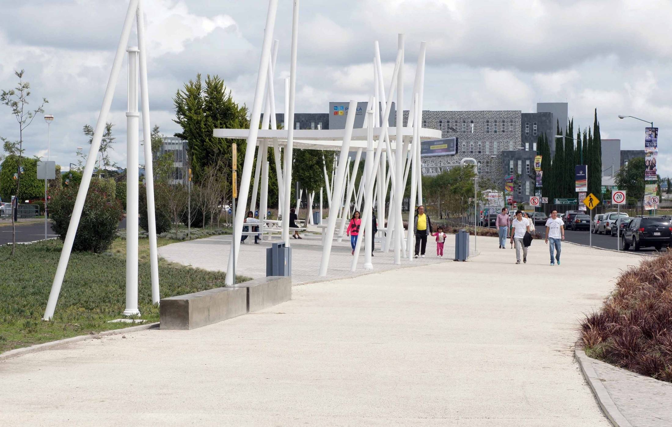PARQUE LINEAL