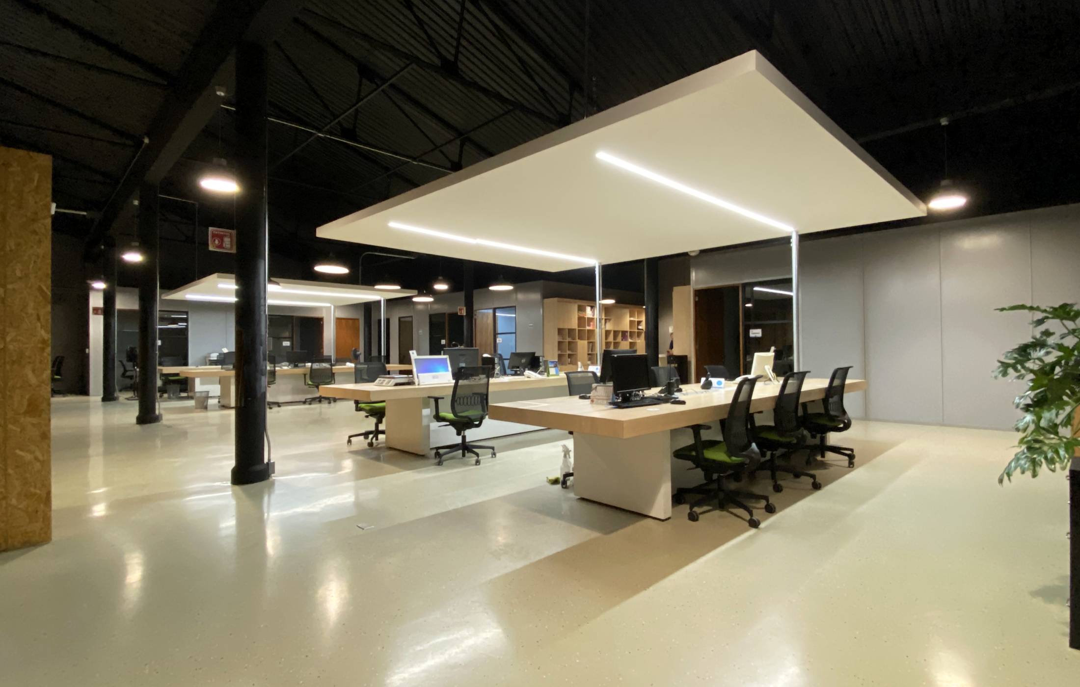 OFICINAS LEONALI